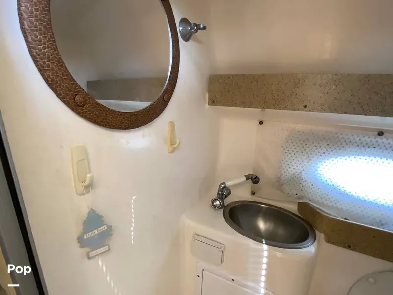 Slide: The Image of Rinker 270 Express 2006 - 15771967