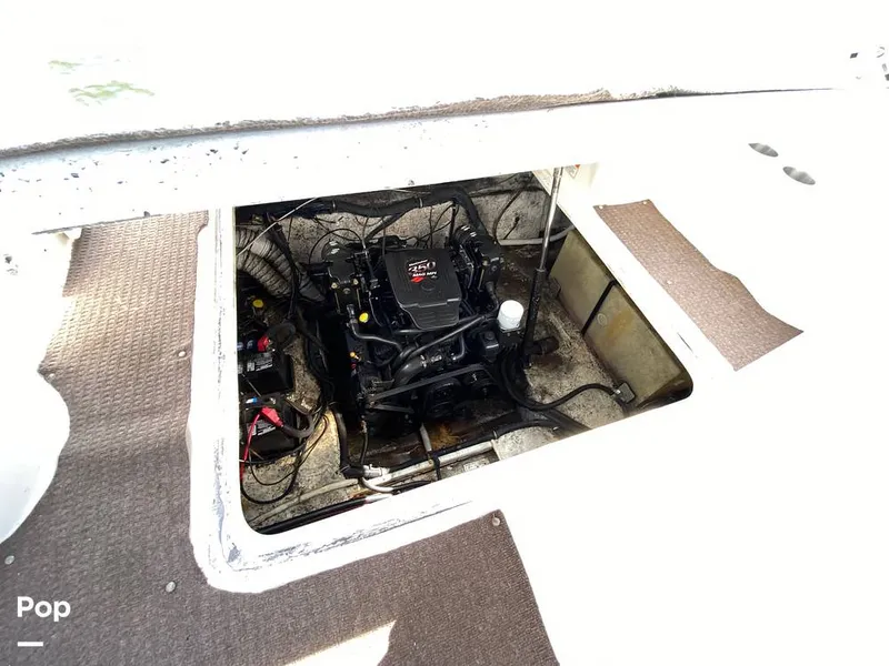 Slide: The Image of Rinker 270 Express 2006 - 15771974