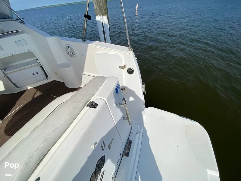 Slide: The Image of Rinker 270 Express 2006 - 15771913