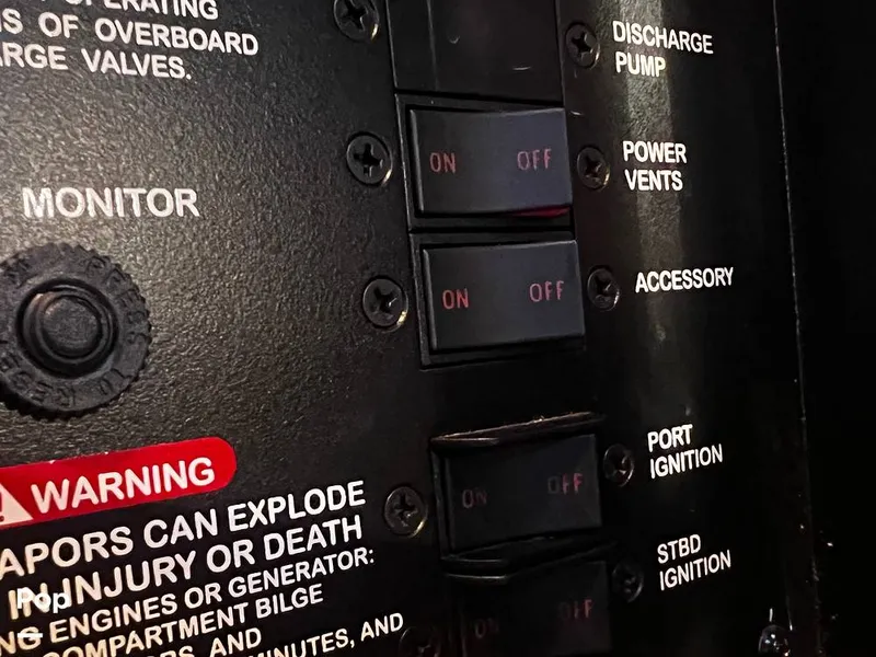 Slide: The Image of Sea Ray 340 Sundancer 2001 - 15758187