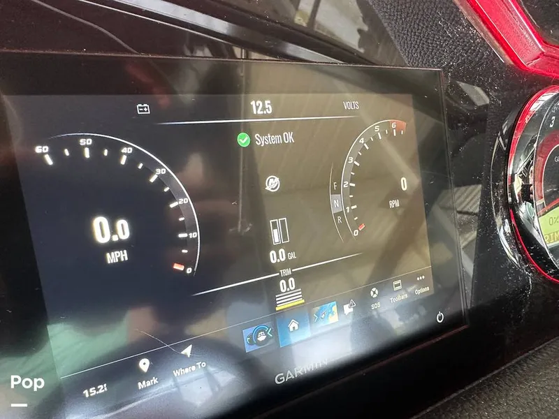 Slide: The Image of Godfrey AquaPatio 255 SBW 2025 - 15824719