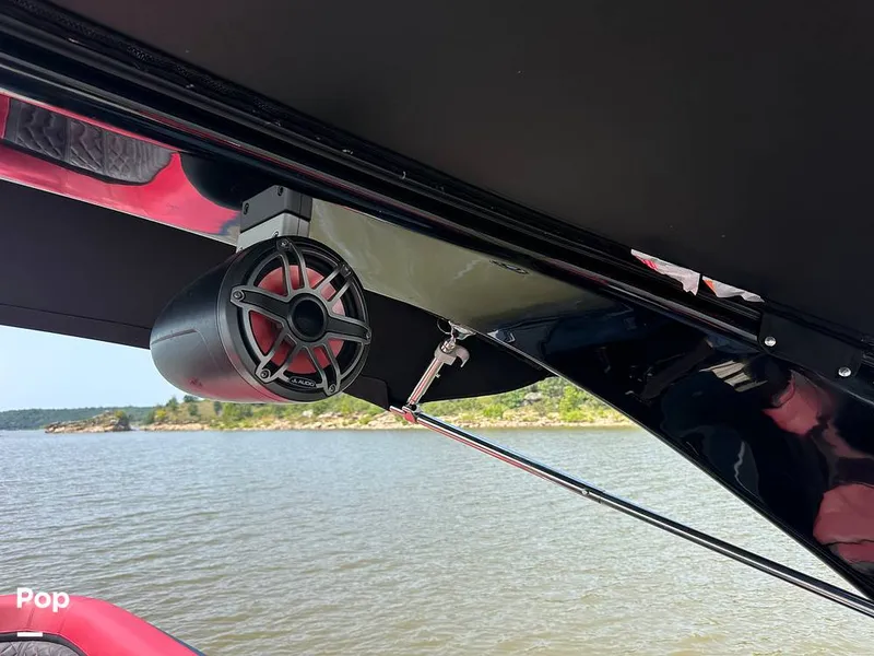 Slide: The Image of Godfrey AquaPatio 255 SBW 2025 - 15824826