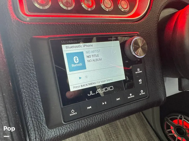 Slide: The Image of Godfrey AquaPatio 255 SBW 2025 - 15824721