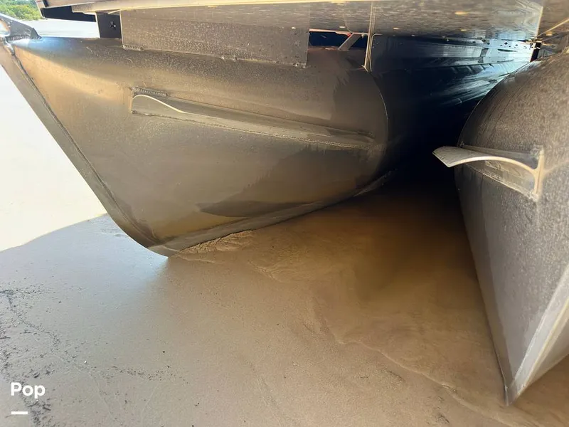 Slide: The Image of Godfrey AquaPatio 255 SBW 2025 - 15824853