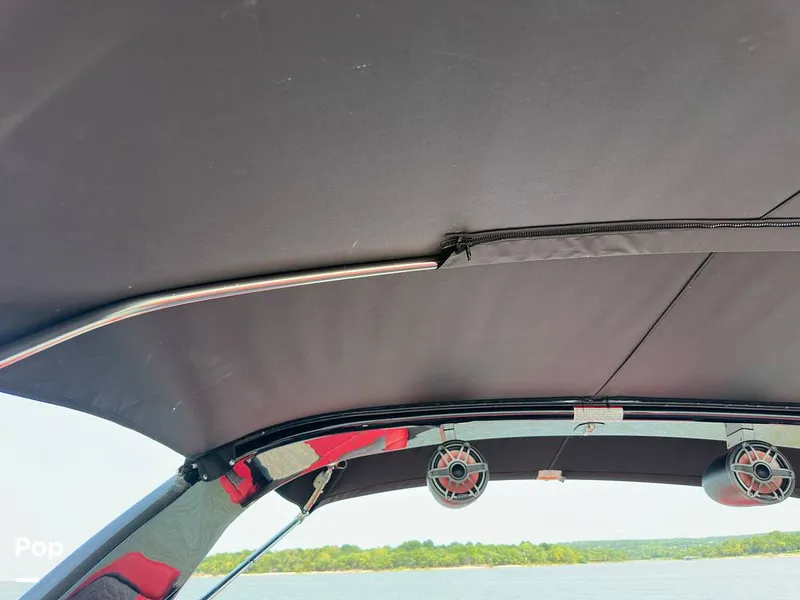 Slide: The Image of Godfrey AquaPatio 255 SBW 2025 - 15824890