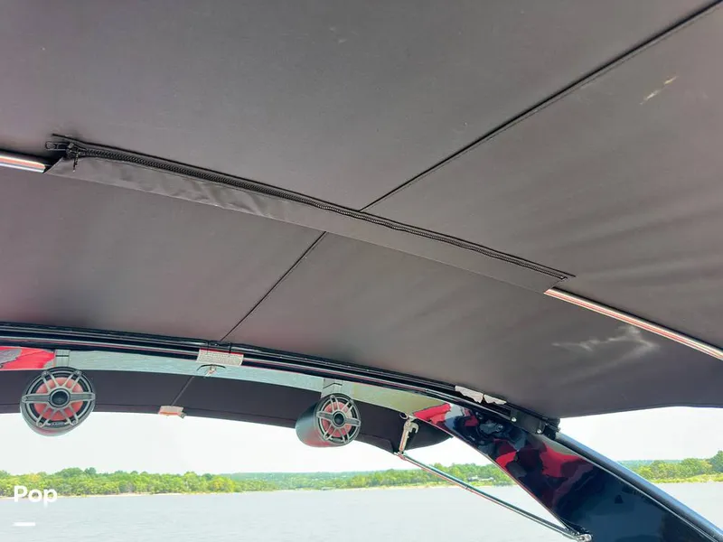 Slide: The Image of Godfrey AquaPatio 255 SBW 2025 - 15824891