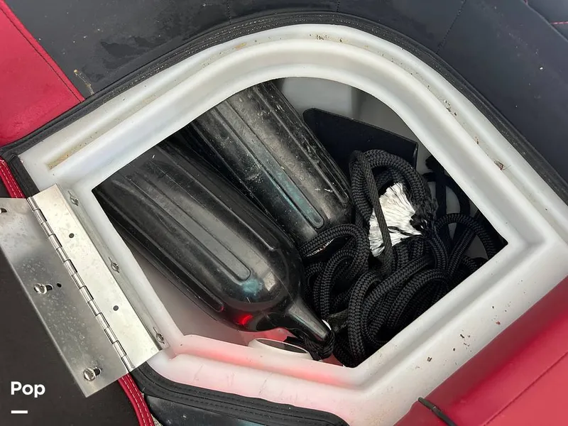 Slide: The Image of Godfrey AquaPatio 255 SBW 2025 - 15824778