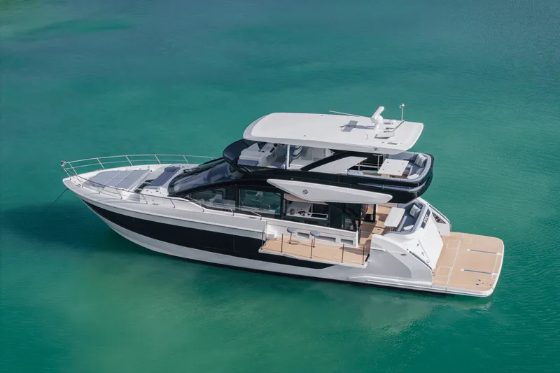 Slide: The Image of Cruisers Yachts 57 FLY 2026 - 8