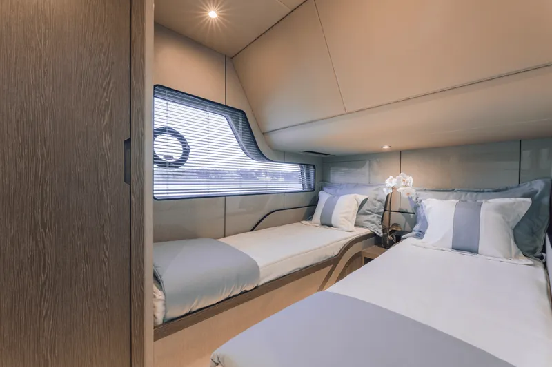 Slide: The Image of Cruisers 57 FLY 2026 - 100