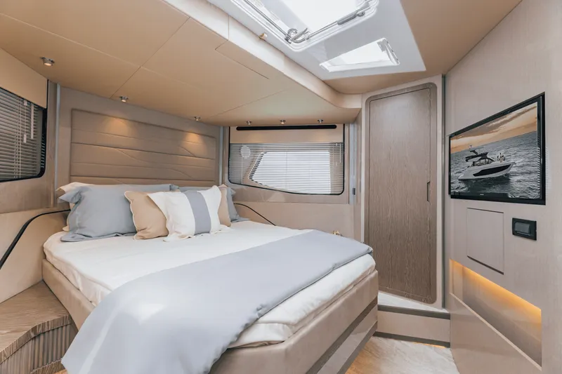 Slide: The Image of Cruisers 57 FLY 2026 - 103