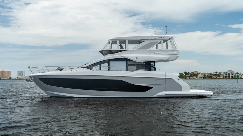The Image of Cruisers 57 FLY 2026 - 0