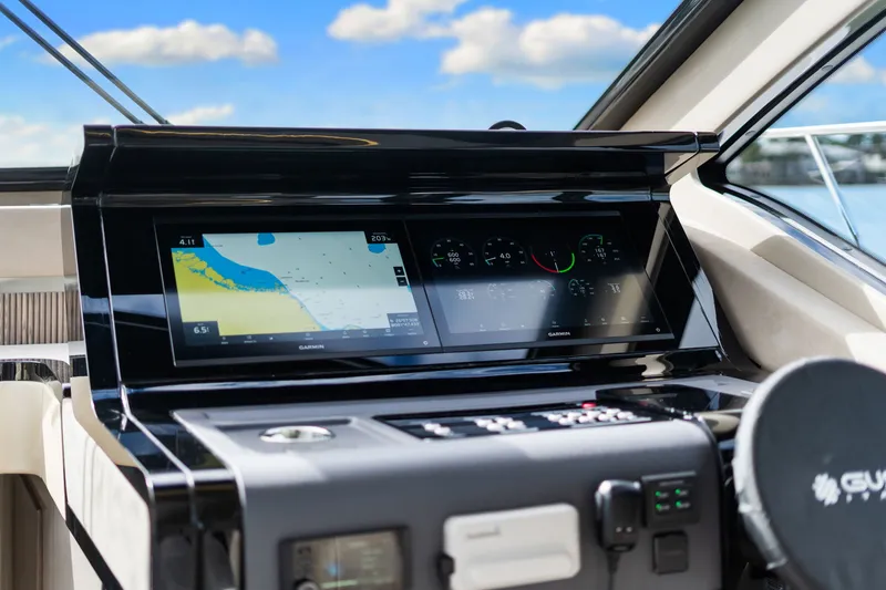 Slide: The Image of Cruisers 57 FLY 2026 - 66