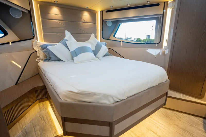 Slide: The Image of Cruisers 57 FLY 2026 - 43