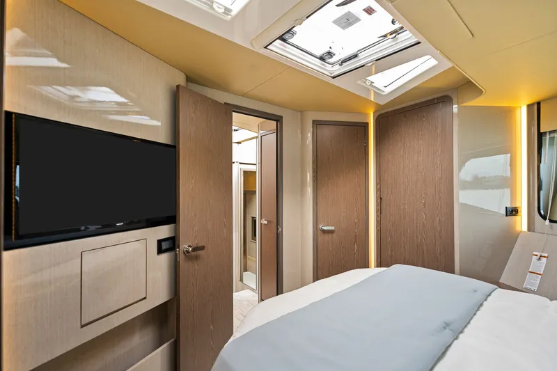 Slide: The Image of Cruisers Yachts 57 FLY 2026 - 21