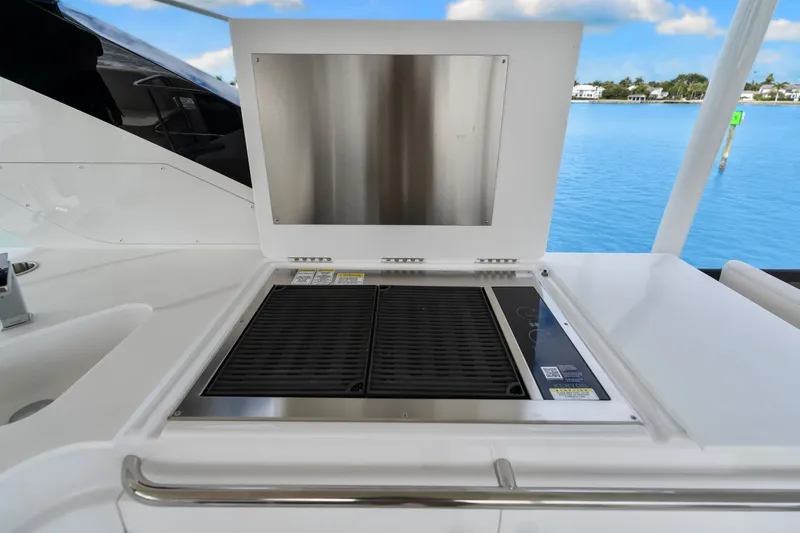 Slide: The Image of Cruisers Yachts 57 FLY 2026 - 53