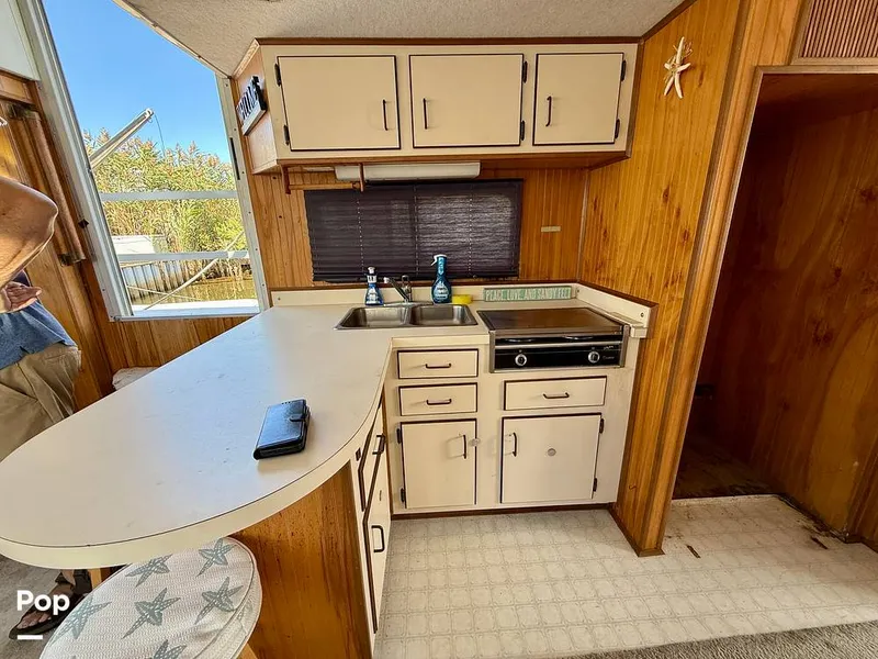 Slide: The Image of Gibson 37 Sport 1996 - 15834003