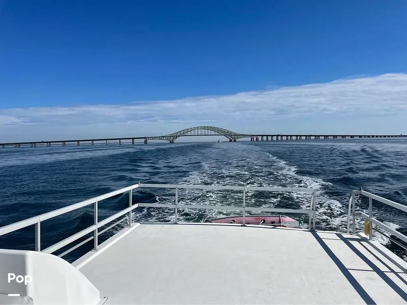 Slide: The Image of Gibson 37 Sport 1996 - 15745638