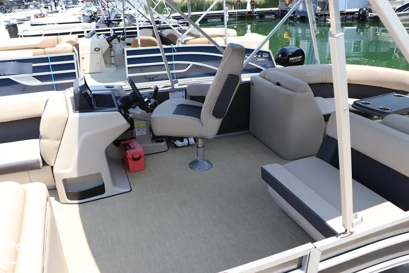 Slide: The Image of Harris 230CR 2024 - 15744851