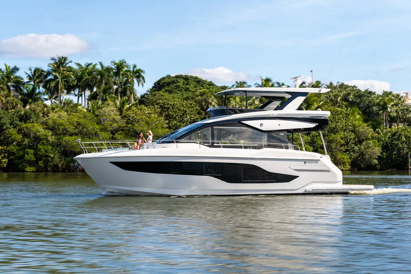 Slide: The Image of Cruisers Yachts 50 FLY 2026 - 32