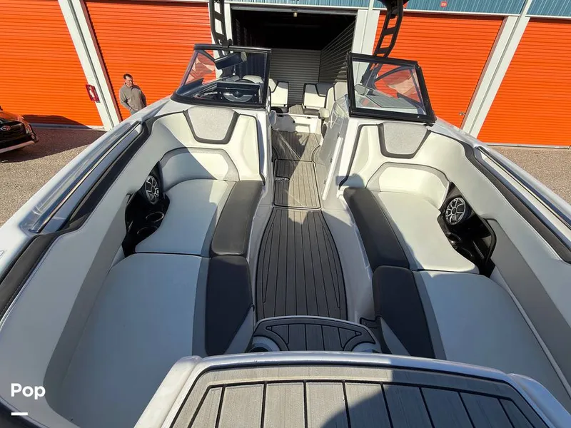 Slide: The Image of Yamaha 252SE 2021 - 16218418