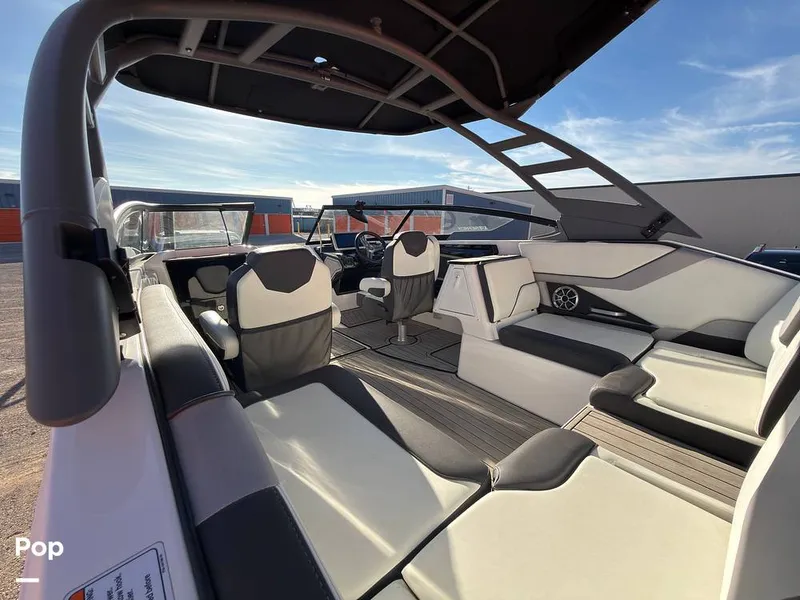 Slide: The Image of Yamaha 252SE 2021 - 16218419