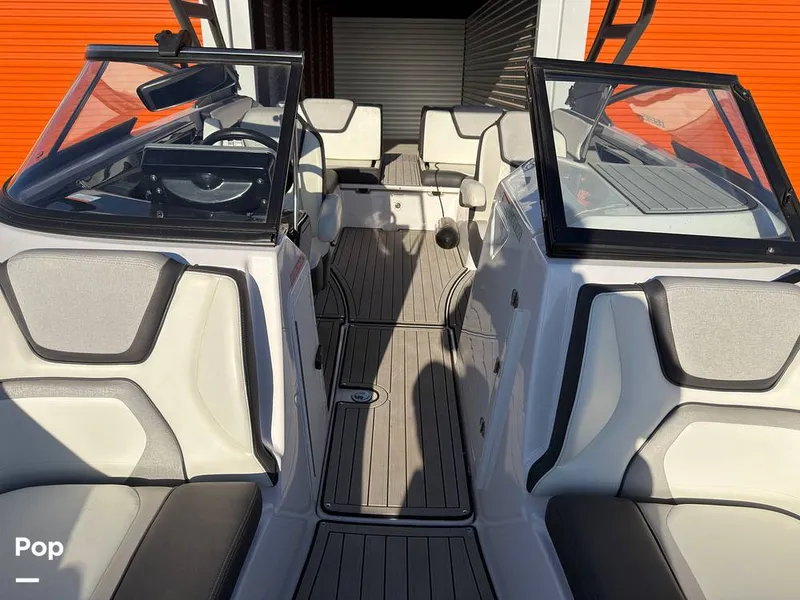 Slide: The Image of Yamaha 252SE 2021 - 16218300