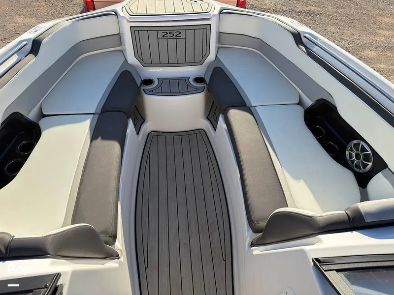 Slide: The Image of Yamaha 252SE 2021 - 16218296