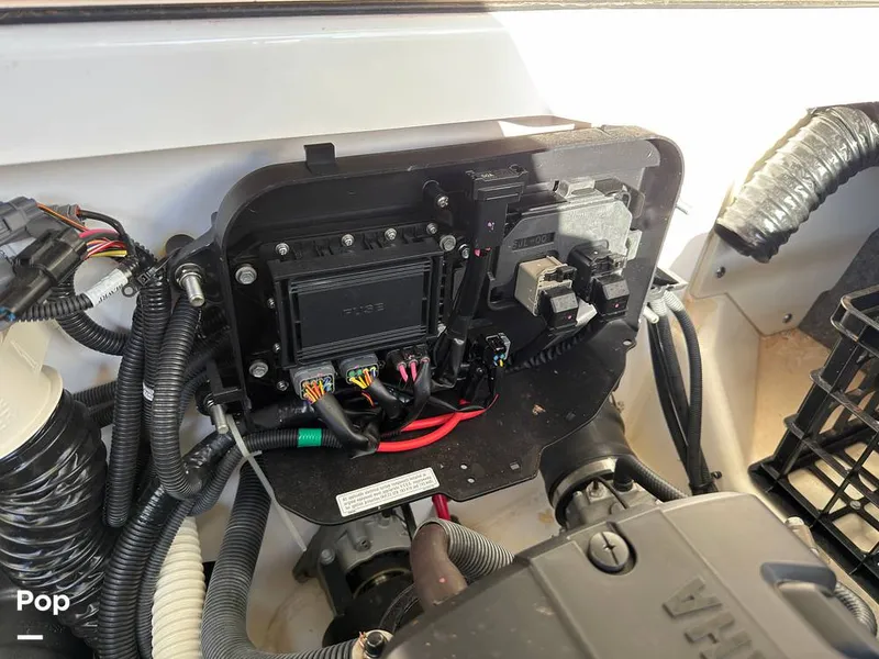 Slide: The Image of Yamaha 252SE 2021 - 16218323