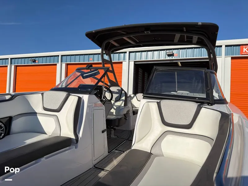 Slide: The Image of Yamaha 252SE 2021 - 16218369