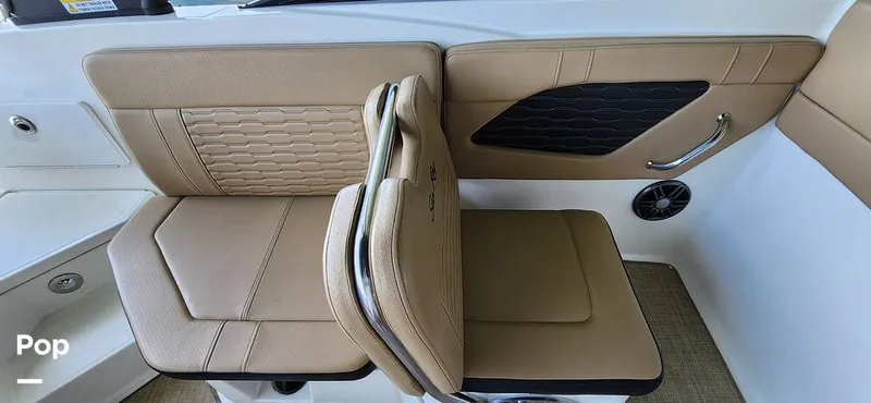 Slide: The Image of Sea Ray 230 SPX 2023 - 15735868