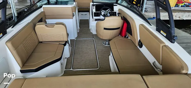 Slide: The Image of Sea Ray 230 SPX 2023 - 15735905