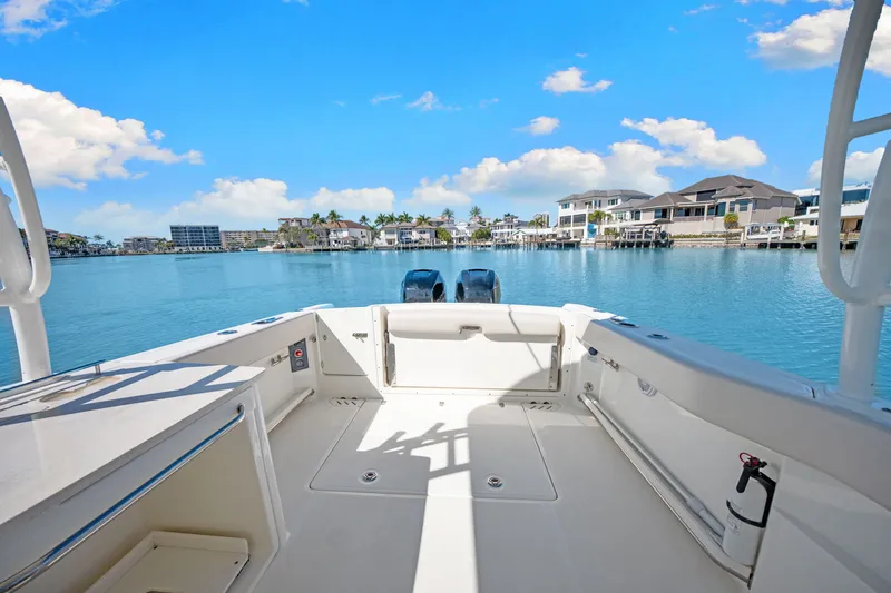 Slide: The Image of Boston Whaler 270 VANTAGE 2015 - 42