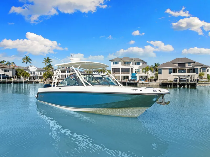 Slide: The Image of Boston Whaler 270 VANTAGE 2015 - 5