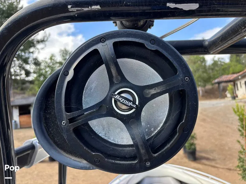 Slide: The Image of Malibu 21 Wakesetter VLX 2004 - 16028652