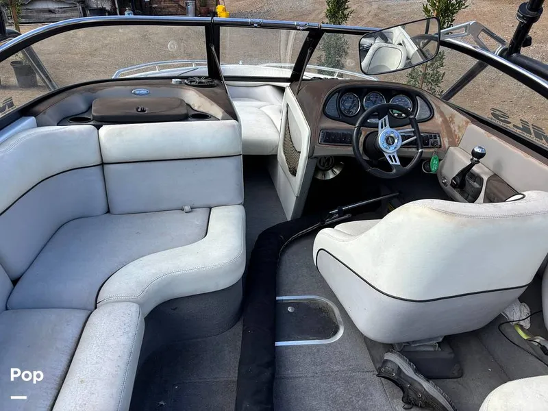 Slide: The Image of Malibu 21 Wakesetter VLX 2004 - 16028650