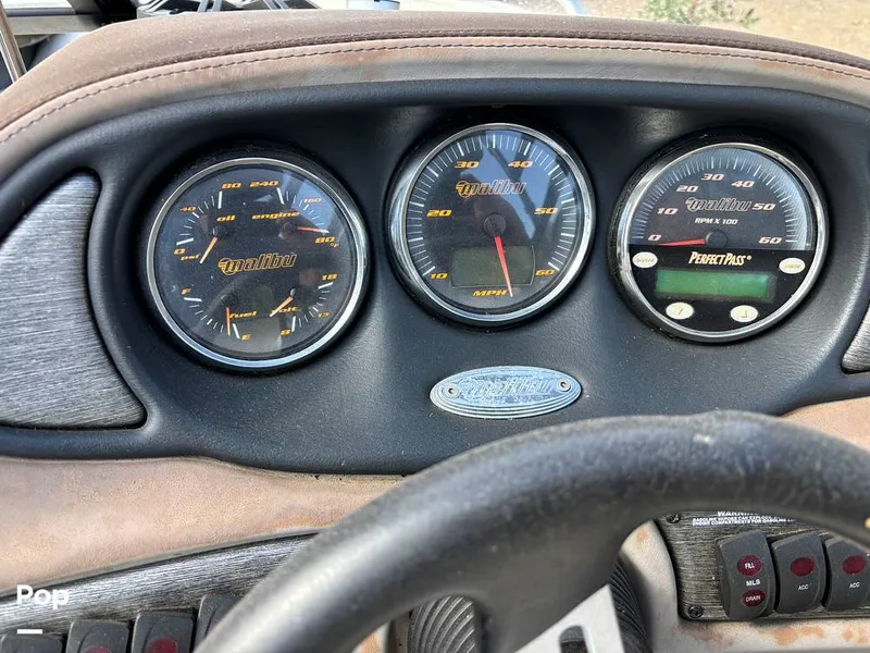 Slide: The Image of Malibu 21 Wakesetter VLX 2004 - 16028632