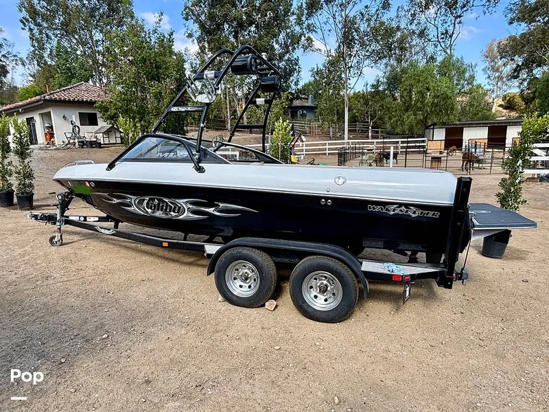 Slide: The Image of Malibu 21 Wakesetter VLX 2004 - 16028673