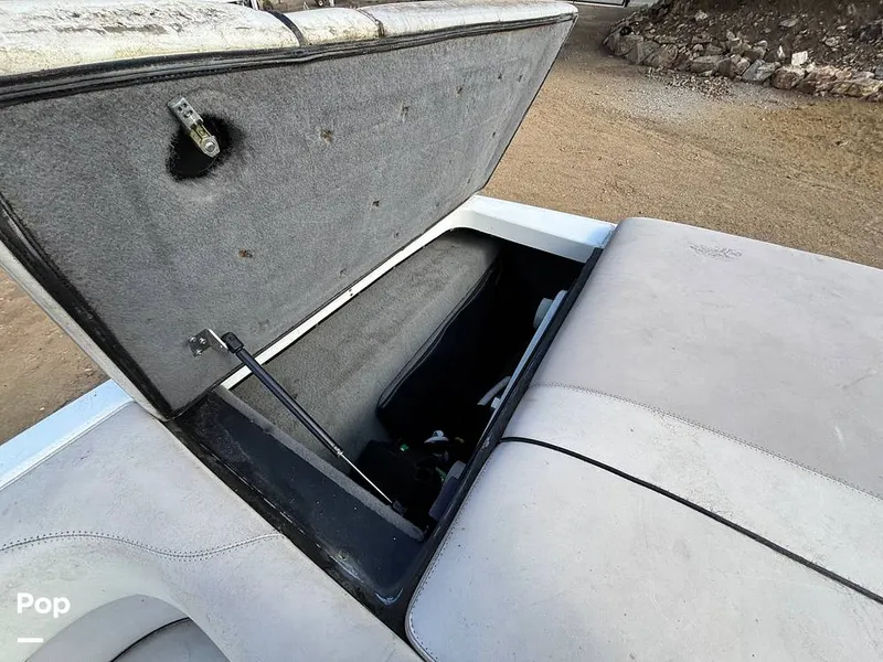 Slide: The Image of Malibu 21 Wakesetter VLX 2004 - 16028619