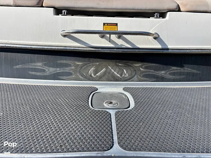 Slide: The Image of Malibu 21 Wakesetter VLX 2004 - 16028682