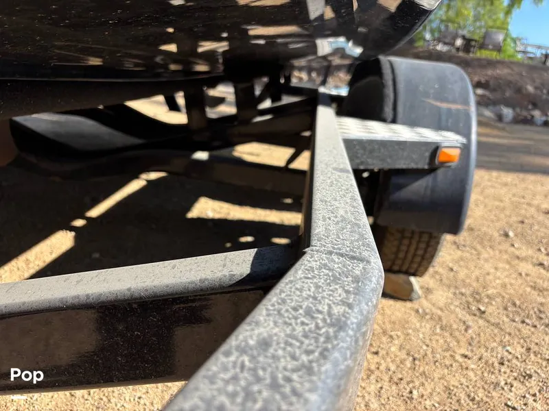 Slide: The Image of Malibu 21 Wakesetter VLX 2004 - 16028686