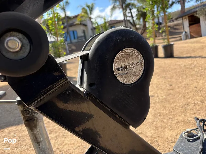 Slide: The Image of Malibu 21 Wakesetter VLX 2004 - 16028692