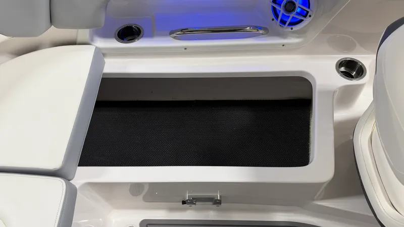 Slide: The Image of Chaparral 23 SSI OB 2023 - 33