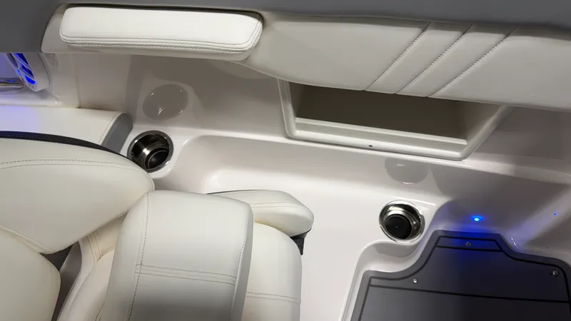 Slide: The Image of Chaparral 23 SSI OB 2023 - 45