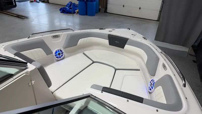 Slide: The Image of Chaparral 23 SSI OB 2023 - 73