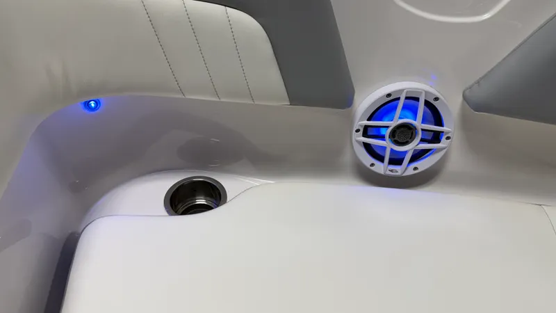 Slide: The Image of Chaparral 23 SSI OB 2023 - 75