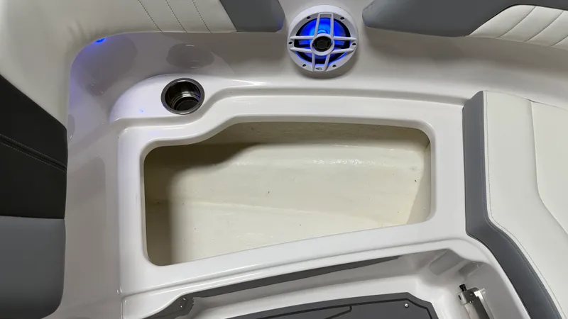 Slide: The Image of Chaparral 23 SSI OB 2023 - 77