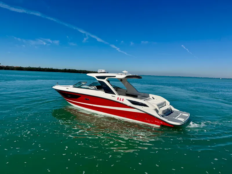 Slide: The Image of Sea Ray 350 SLX 2021 - 23