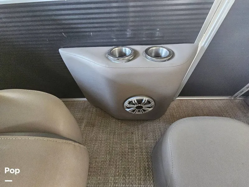 Slide: The Image of Bennington 23 SCWXP 2018 - 15776697