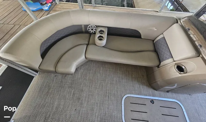 Slide: The Image of Bennington 23 SCWXP 2018 - 15776707