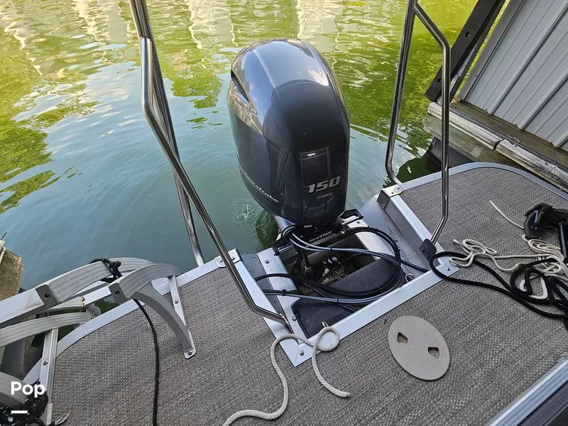 Slide: The Image of Bennington 23 SCWXP 2018 - 15776709